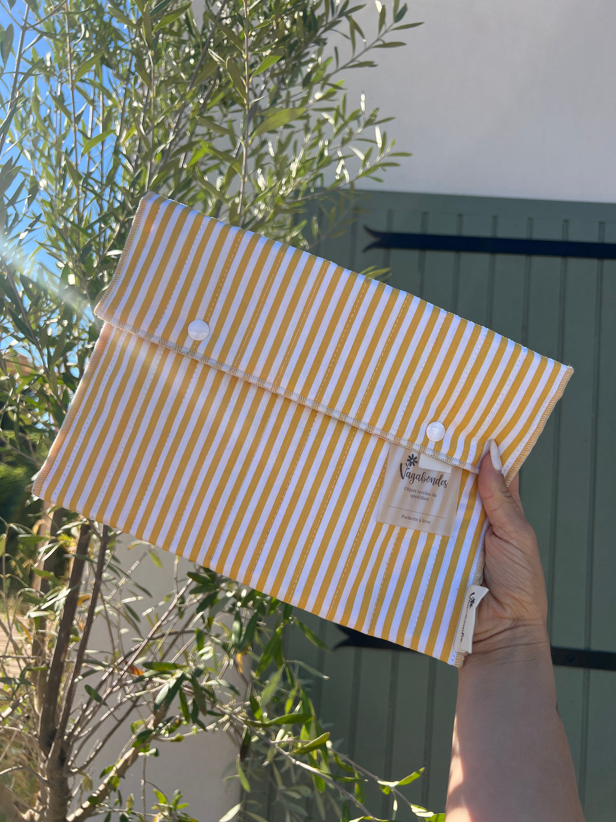 Pochette artisanale en tissu – Fabriquée en France