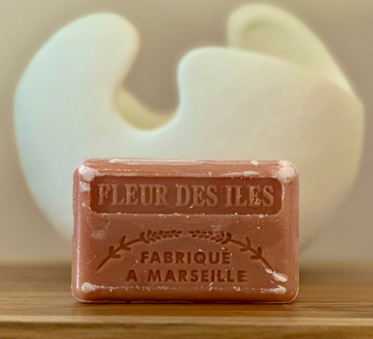 Savon de Marseille Artisanal – Fleur des Îles – 125 g