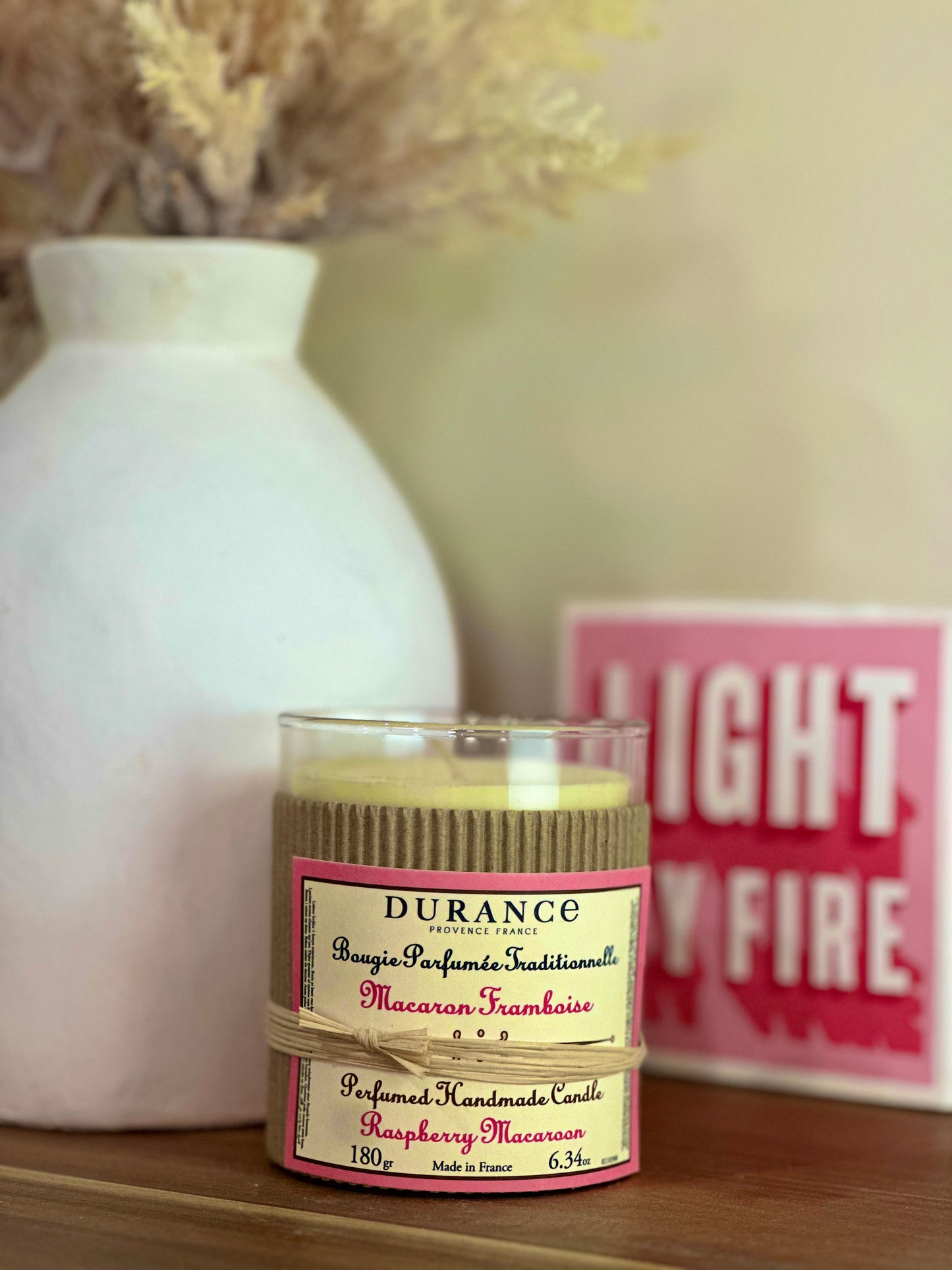 Bougie Traditionnelle Durance – Macaron Framboise – 180 g