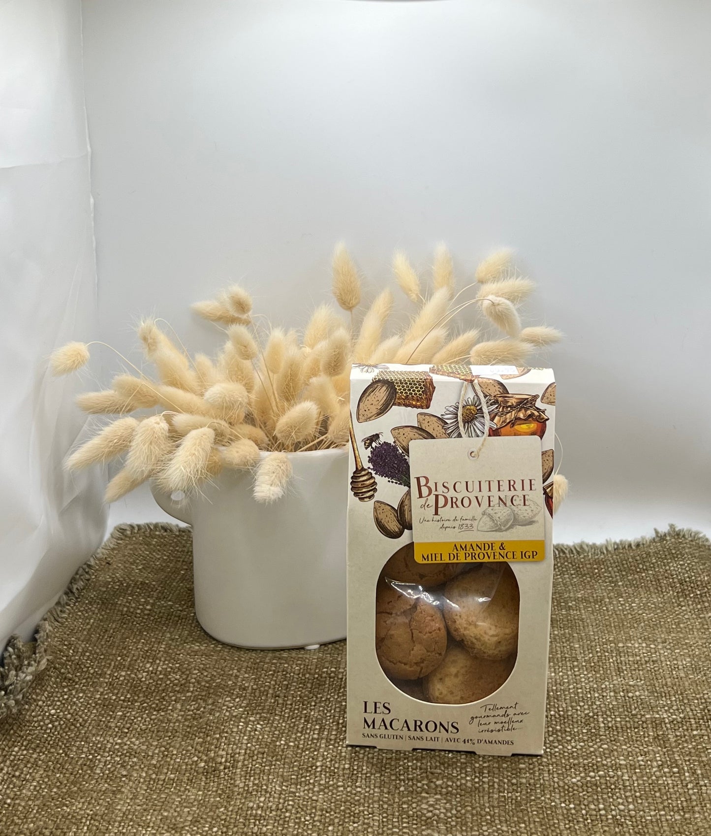 Macarons  « Amande & Miel de Provence IGP  » Biscuiterie de Provence