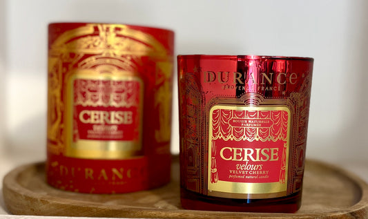 Bougie Traditionnelle Durance – Cerise Velours   – Édition limitée Noël 2026 – 300g